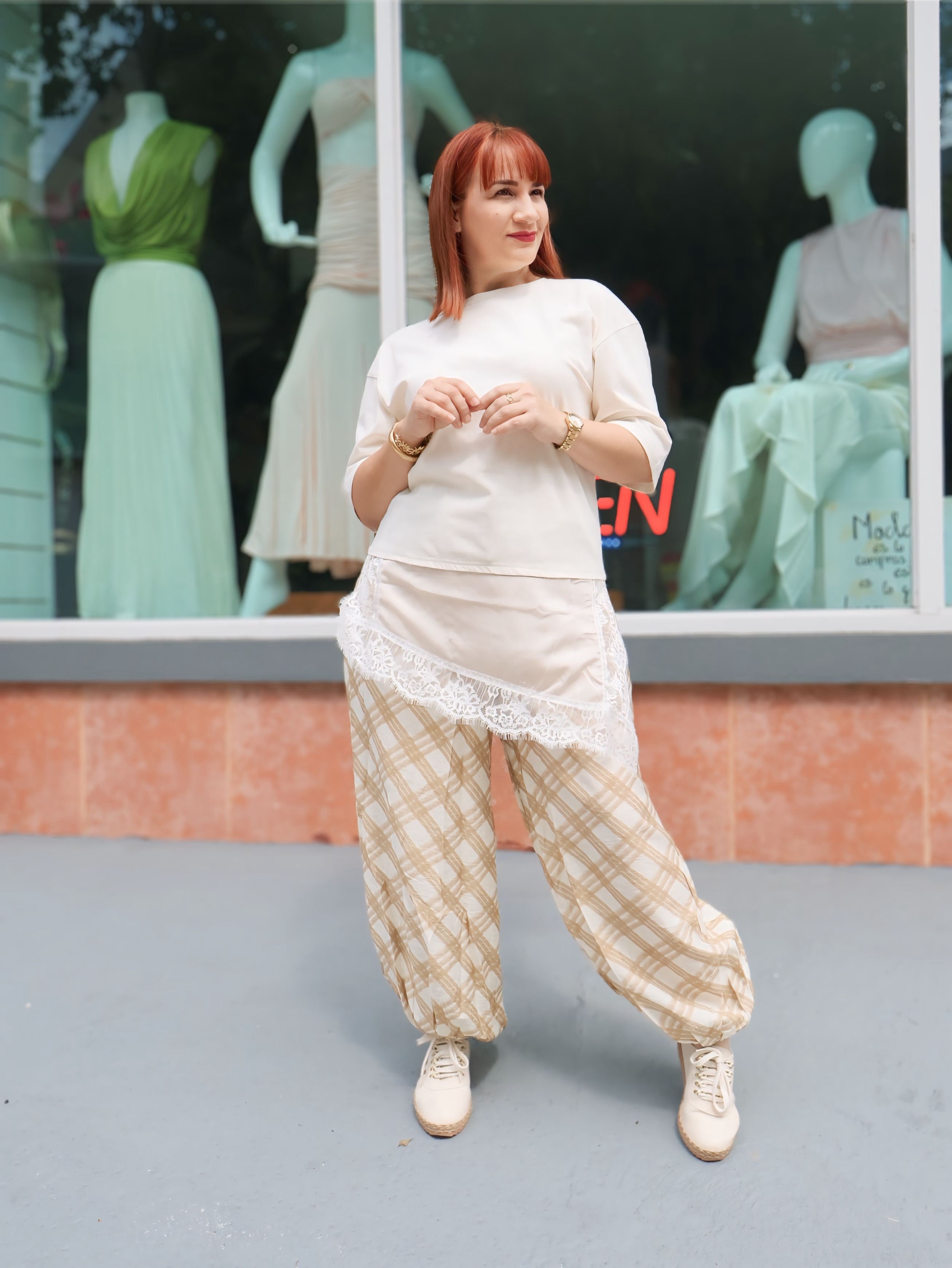 One size lace blouson