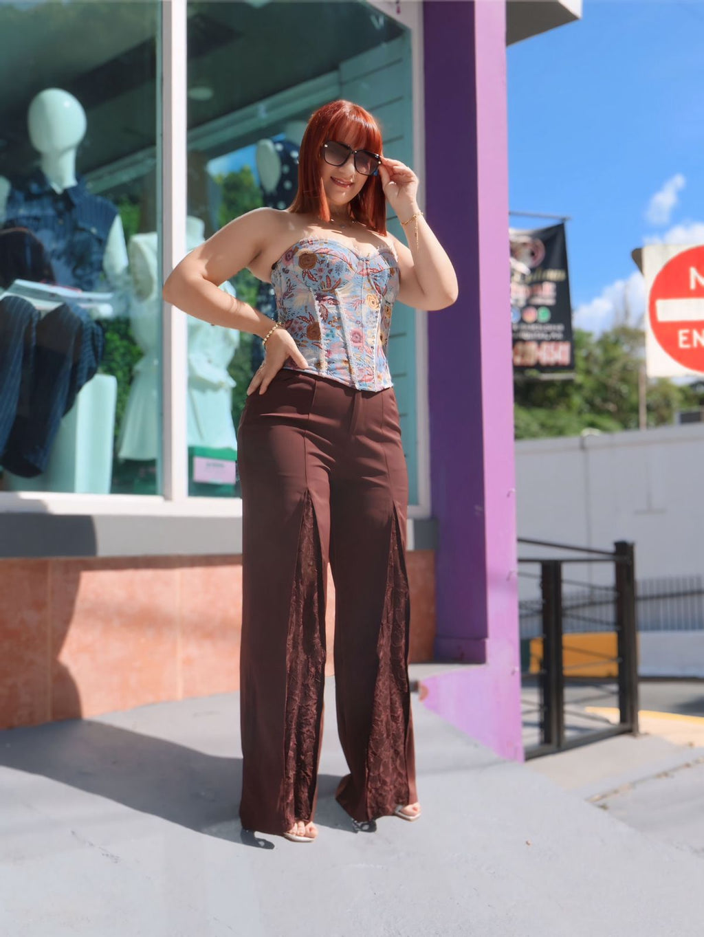 Palazzo with lace