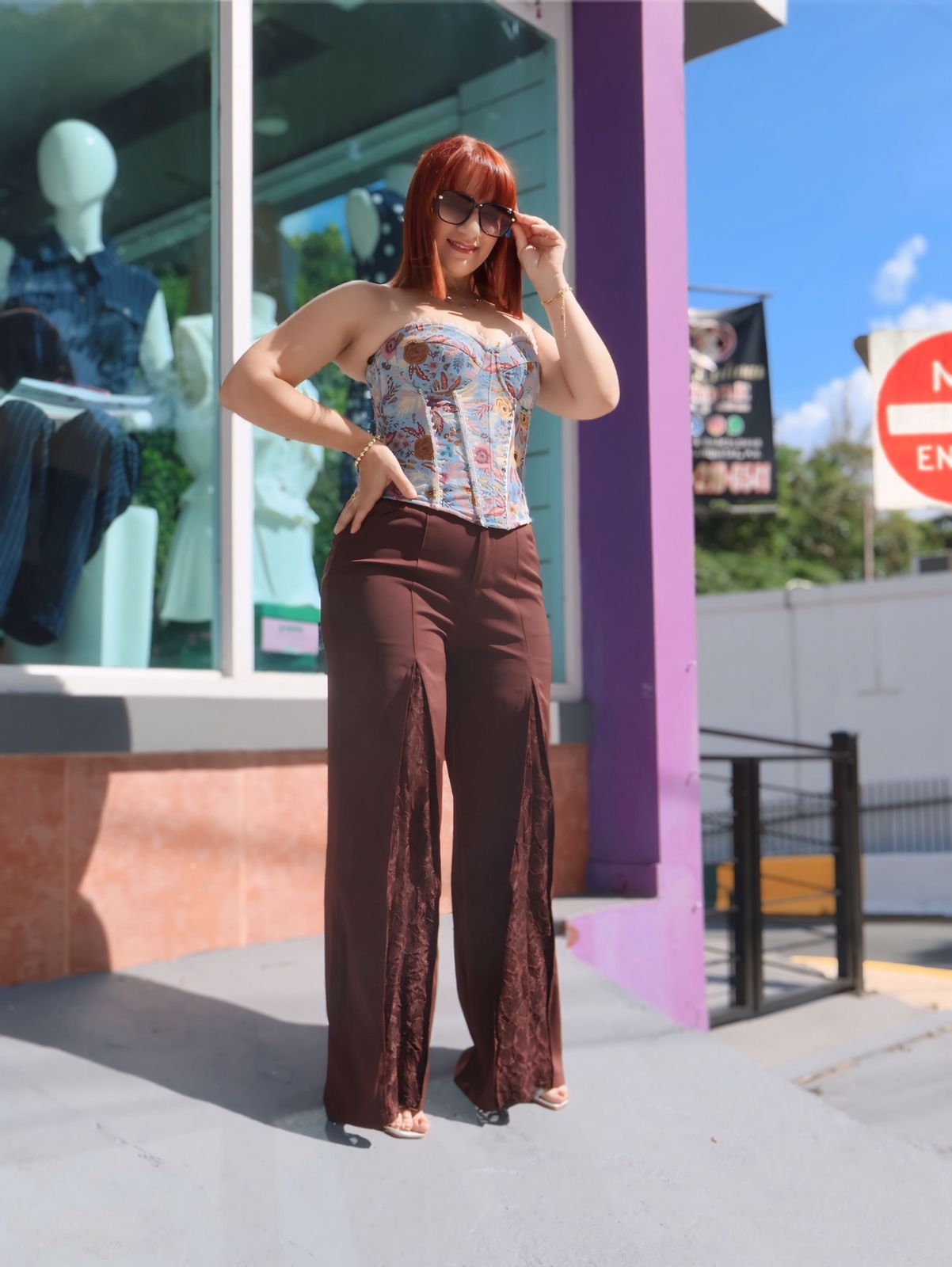 Palazzo with lace