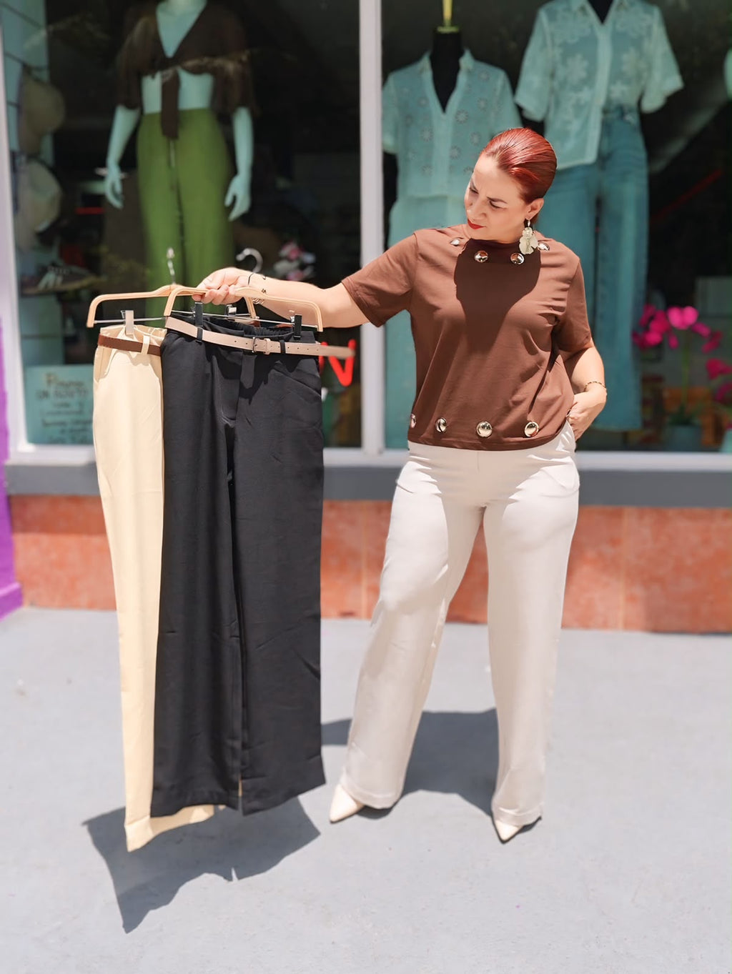 Pantalón palazo con correa