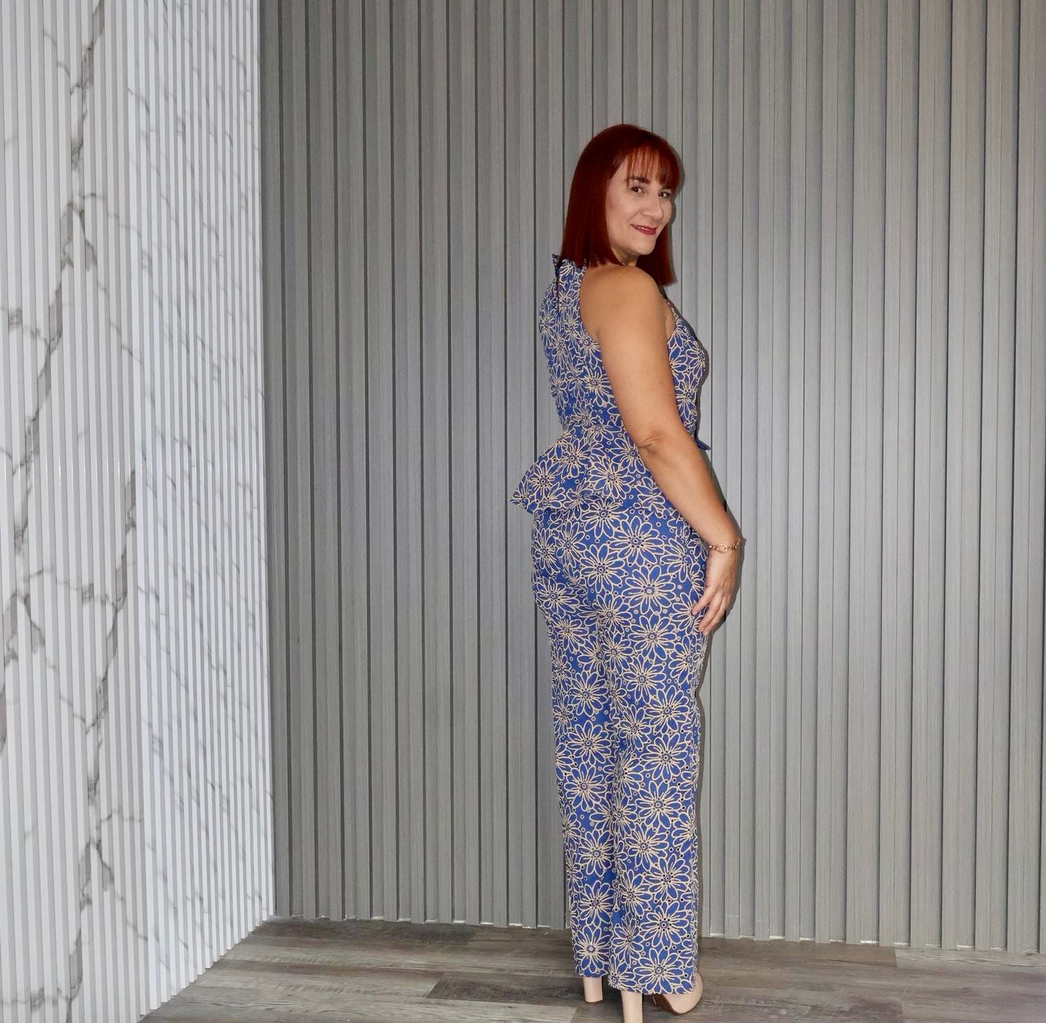 Crochet embroidered set