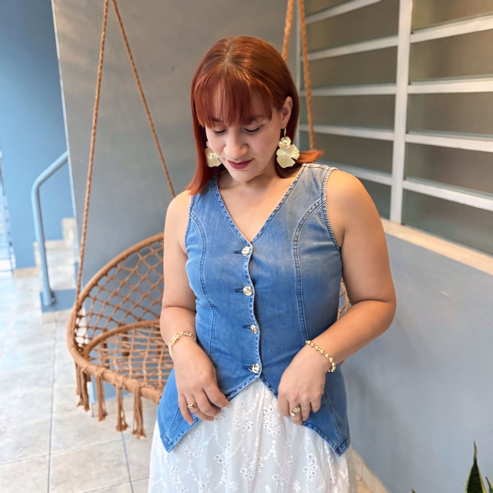Eyelet skirt